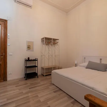 Piazza Nievo A Trastevere Cozy * 罗马