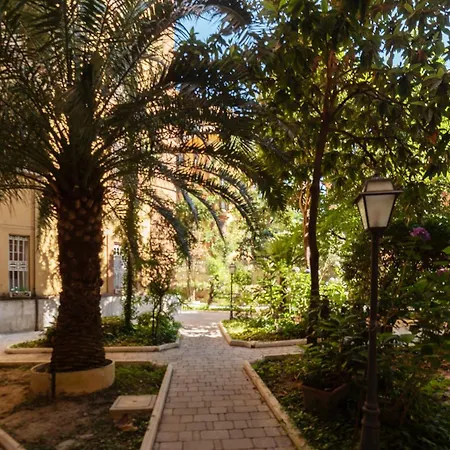 Piazza Nievo A Trastevere Cozy 公寓